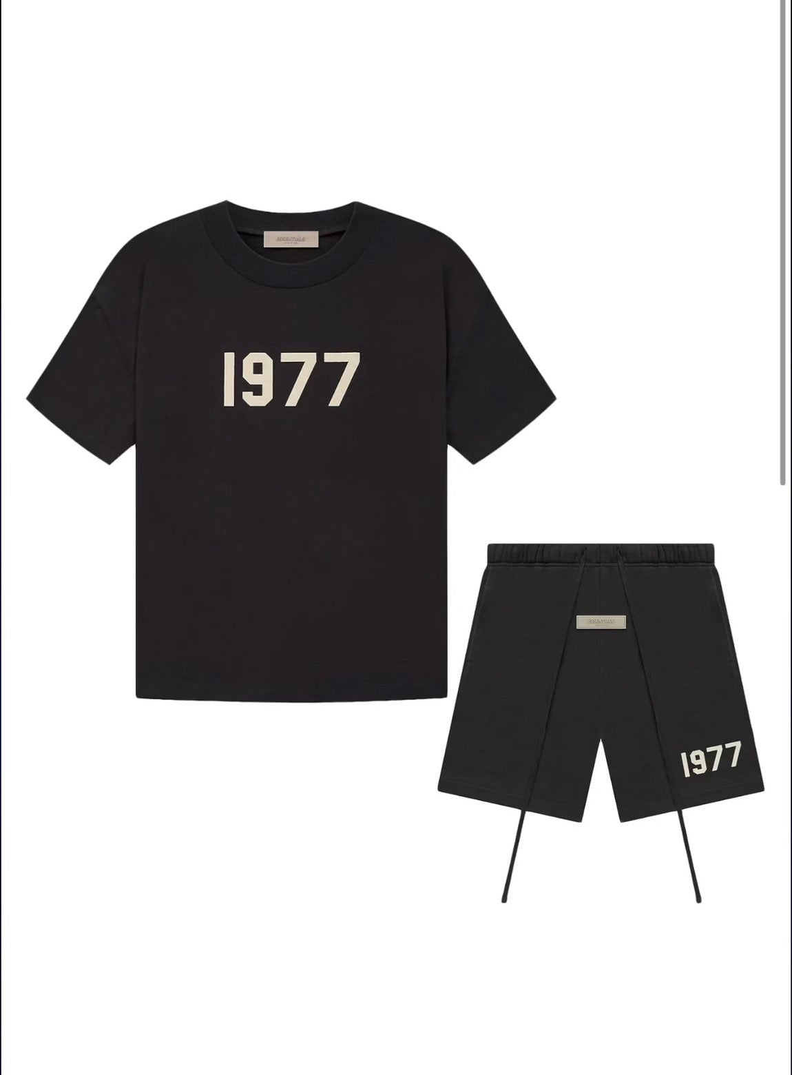 1977 essentials short set