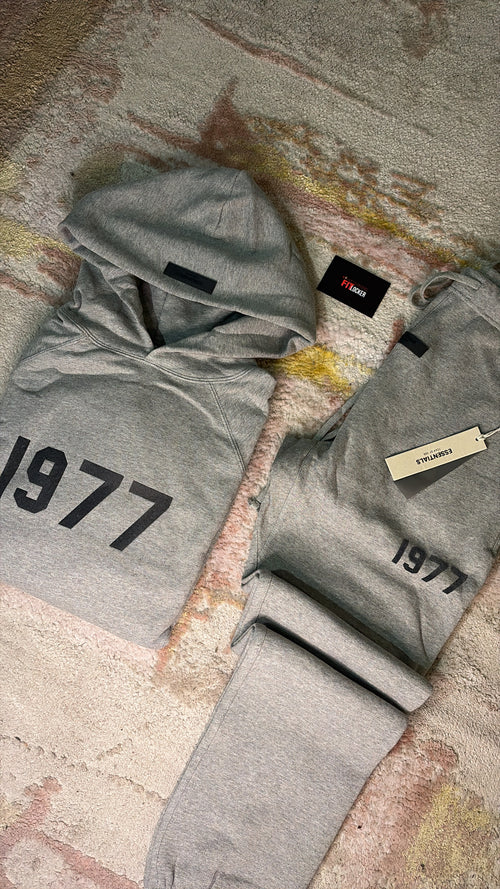 1977 DrakOatmeal Essential Tracksuit