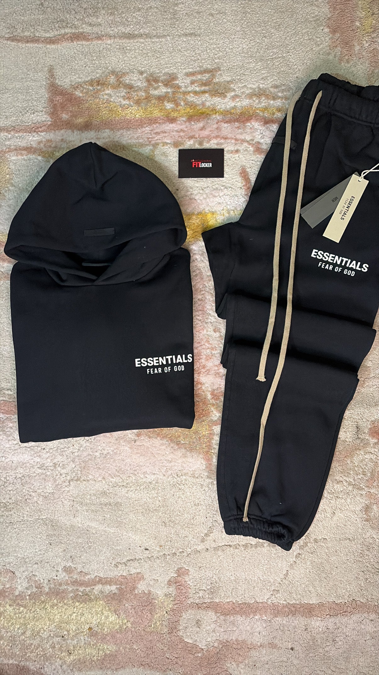 Black and White Essentials
'FW24'