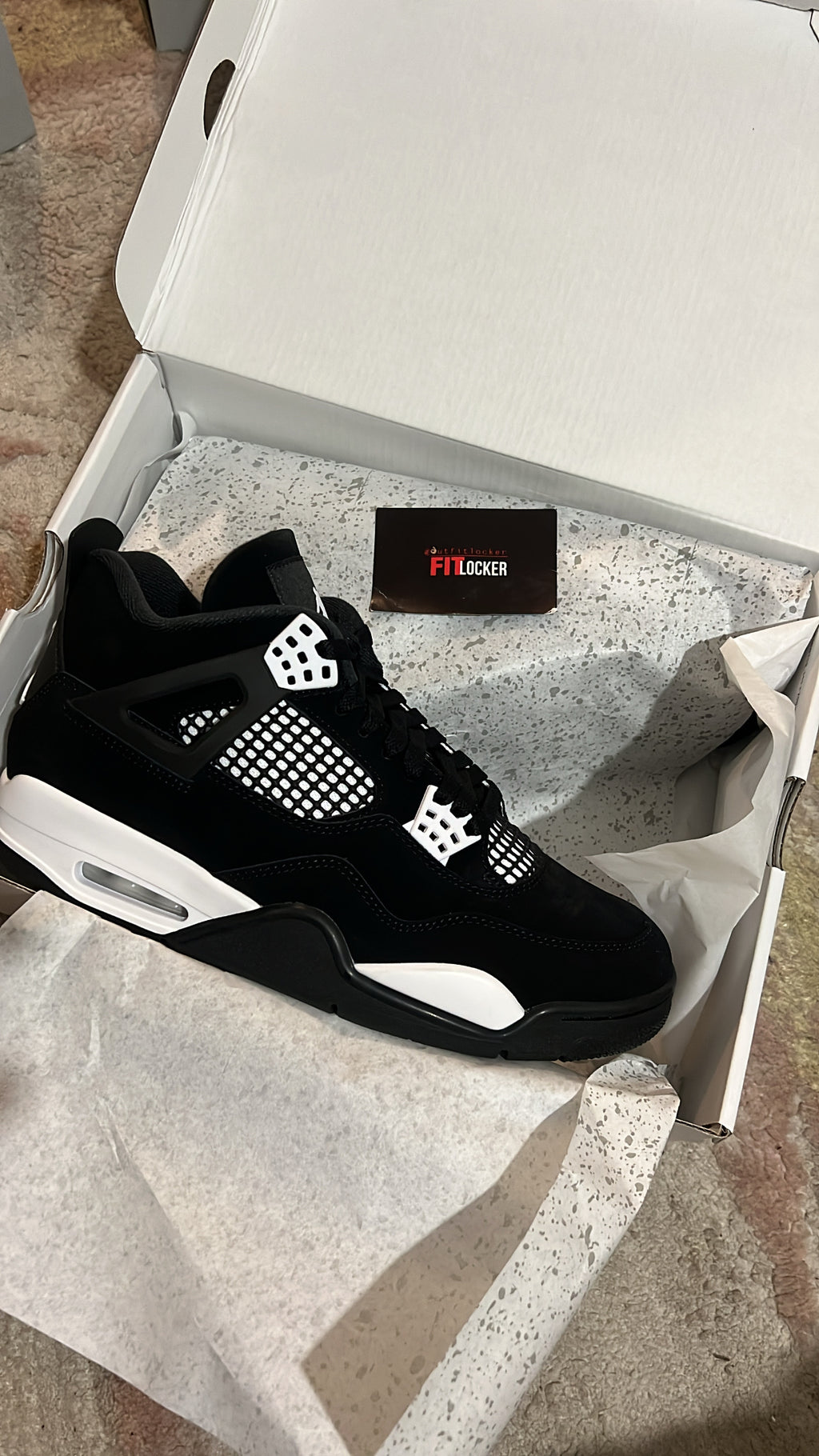 Jordan 4 White Thunders